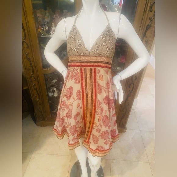 BCBGMaxAzria Dresses & Skirts - BCBGMaxazria Multicolor Beaded Silk Halter Dress Sz 4